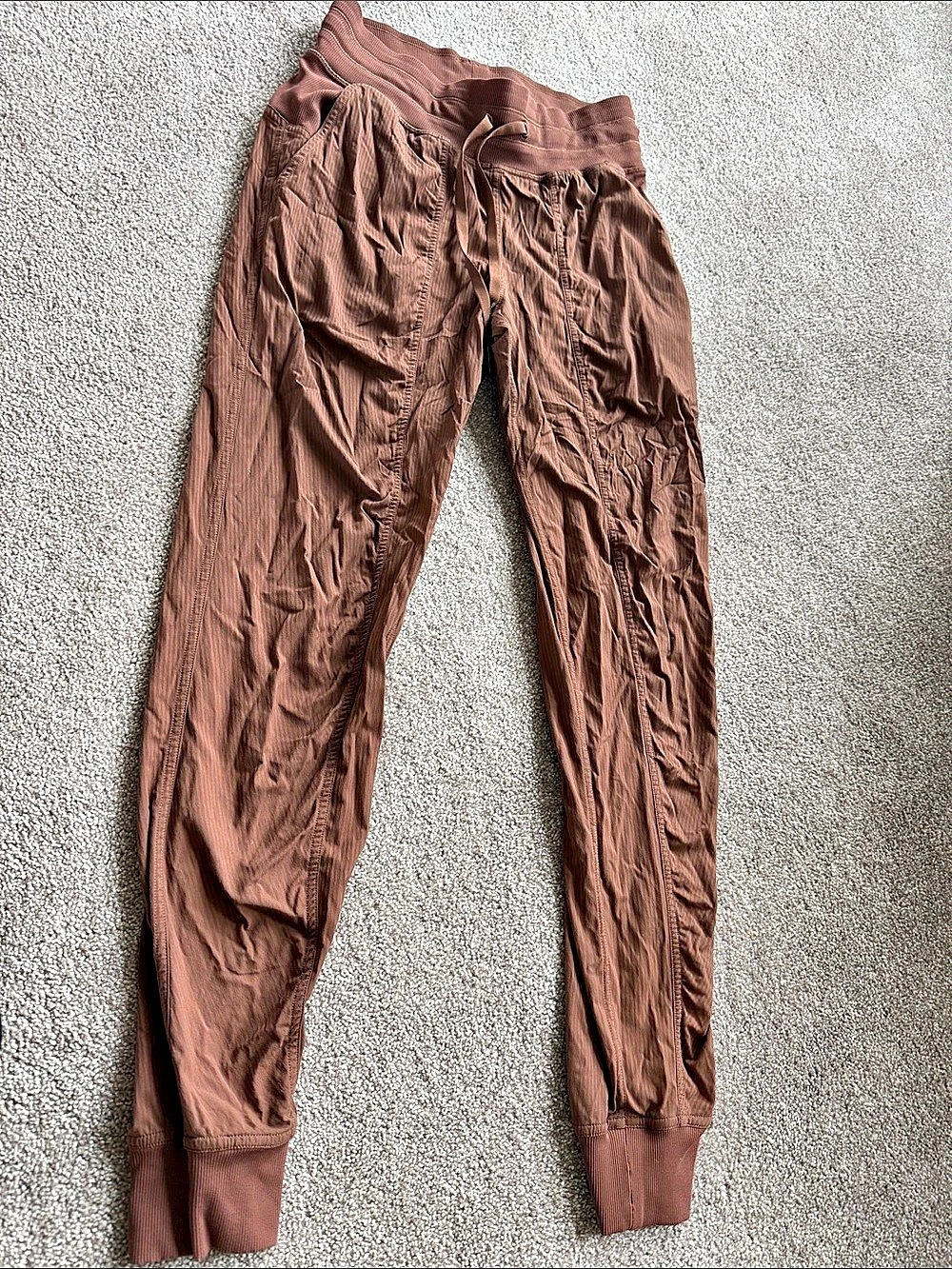 Lululemon Align Super-High-Rise Ribbed-Waist Jogger Brown